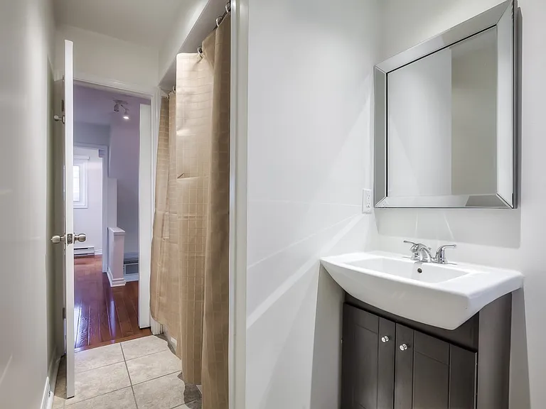233 Berkeley St — Photo 14