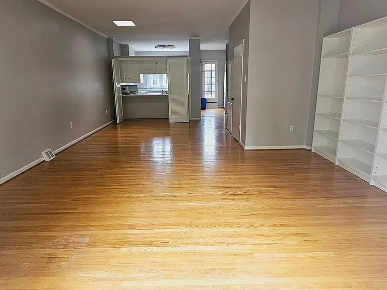 227 S Van Pelt St #2 — Photo 7