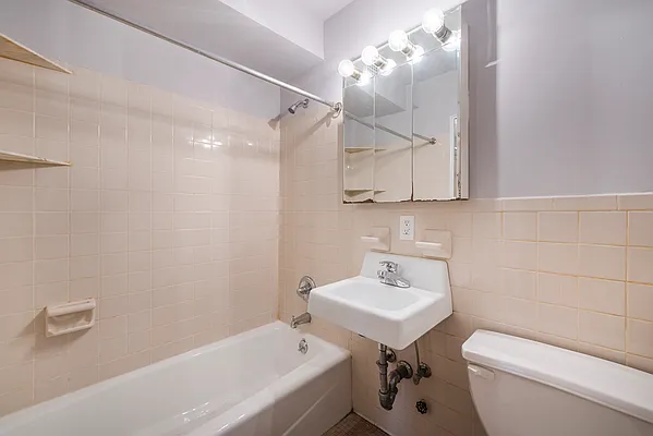 Rented by BH Brokerage Group | media 15