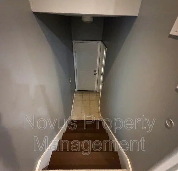 214 Farmington Trce — Photo 24
