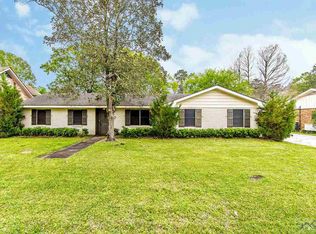634 Fairway Dr, Thibodaux, LA 70301