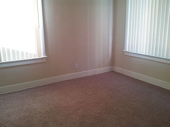 5th image of 1524 W 60th Pl