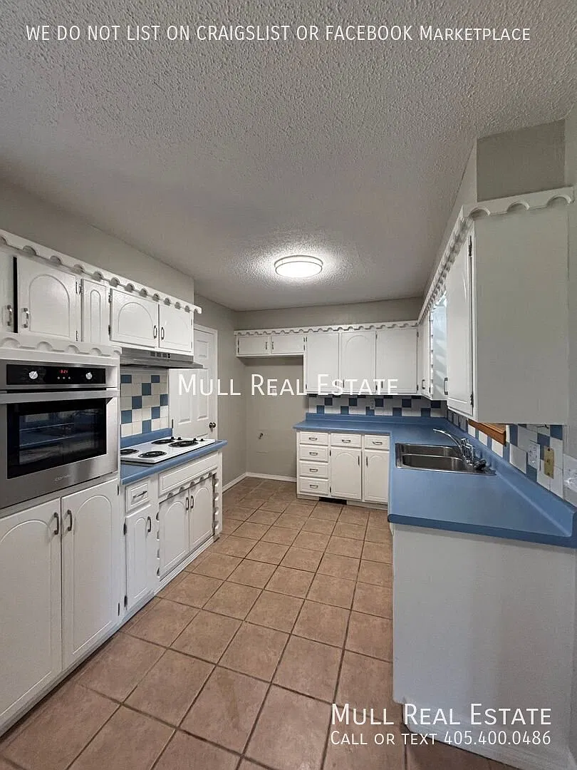 Three bedroom home in beautiful Bethany — Photo 3