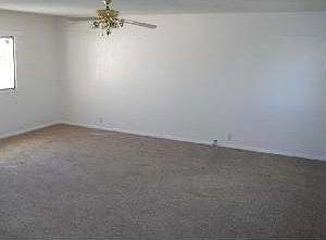 5th image of 626 S Peregrine St