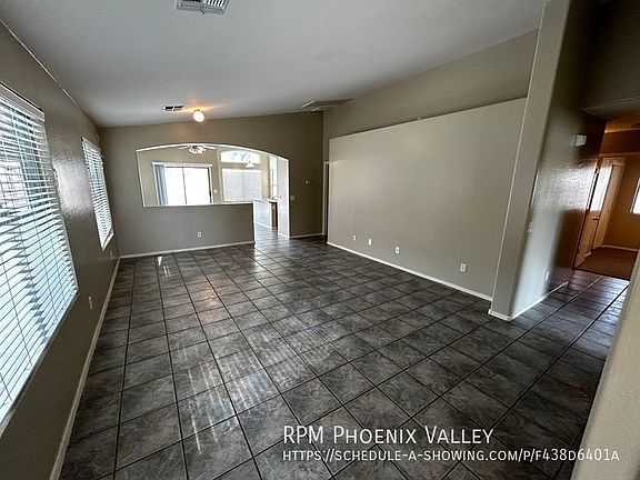 2nd image of 15868 W Woodlands Ave