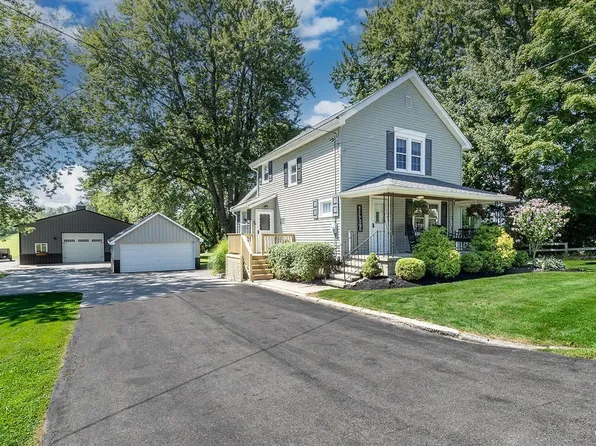 12869 Clarence Center Rd, Akron, NY 14001