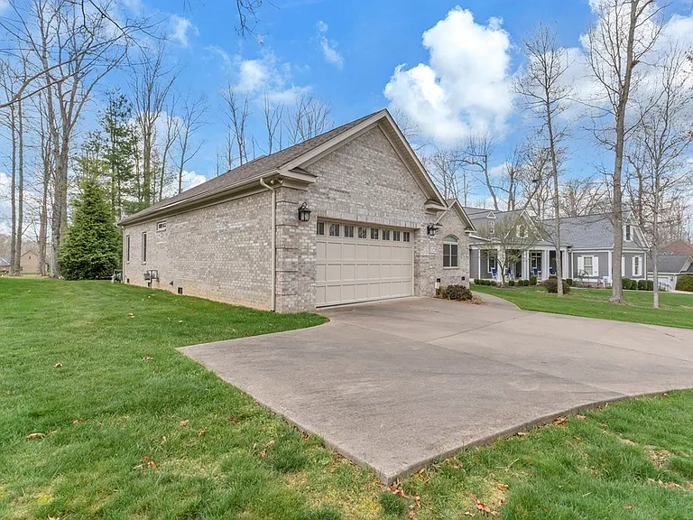 109 Fox Pen Way — Photo 16