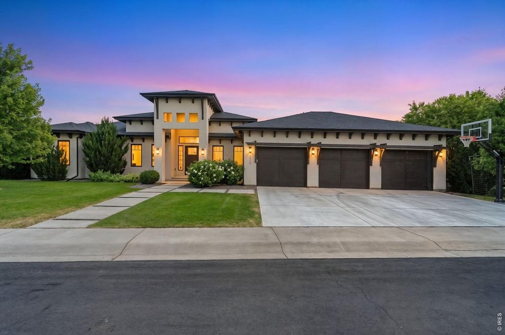 1813 Seashell Ct
