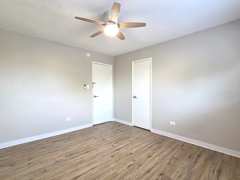 9244 S Kedzie Ave #2C — Photo 3