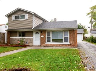 12127 Greenbay Ave, Lansing, IL