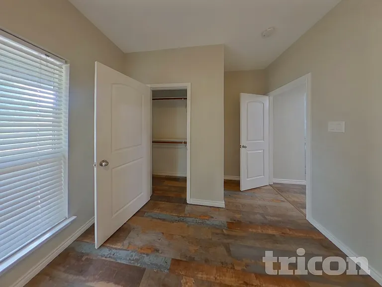 157 Spring Hollow Dr — Photo 14