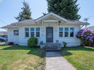1907 10th St, Tillamook, OR 97141