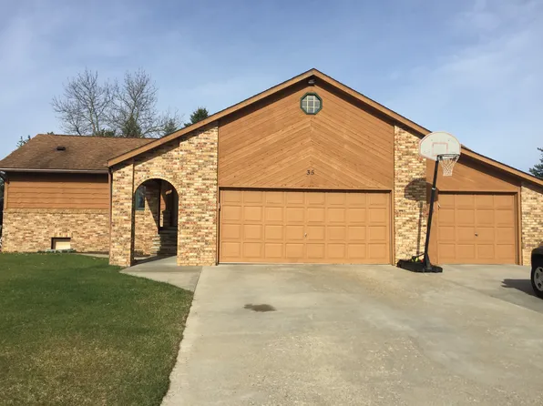 35 Juniper Ave NW, Menahga, MN 56464