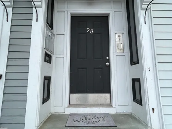 28 Boston St APT 2, South Boston, MA 02127