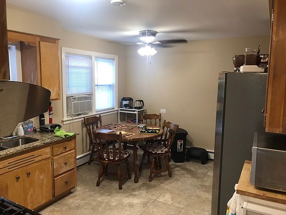 5th image of 6026 N Oakley Ave #2