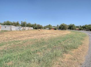 605 SW 4th St #1, Tuttle, OK 73089