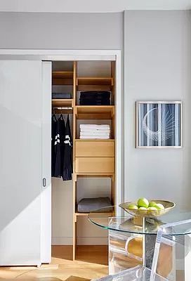 4th image of 605 W 42nd St APT 12Q