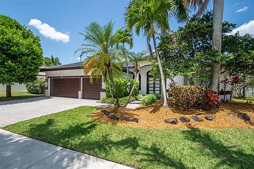 812 Regal Cove Rd Photo 1