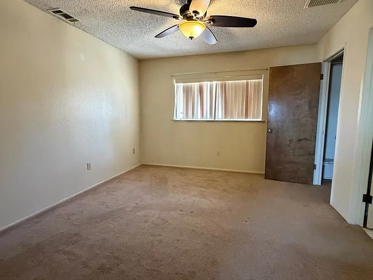 25670 Ash Rd — Photo 37