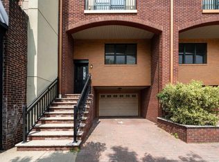 405 Avenue C APT 1, Bayonne, NJ 07002