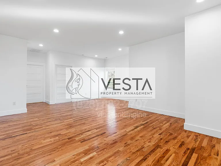 510 Deaverview Rd — Photo 9