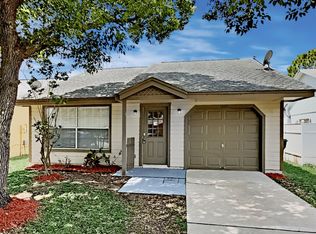 1220 Roma Ct, Orlando, FL 32825