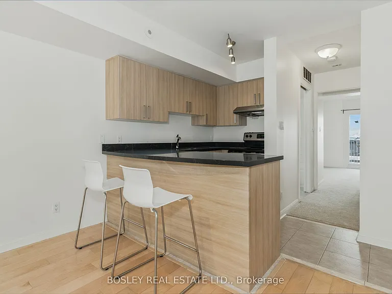 100 Strachan Ave #606 — Photo 7