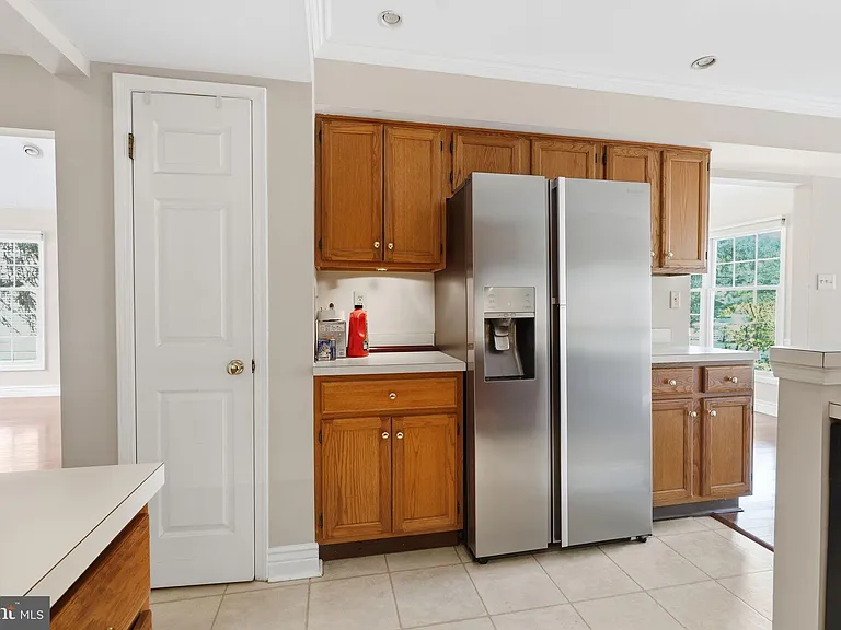 7 Walton Ct — Photo 13