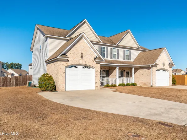 2404 Dovedale Court, Greenville, NC 27834
