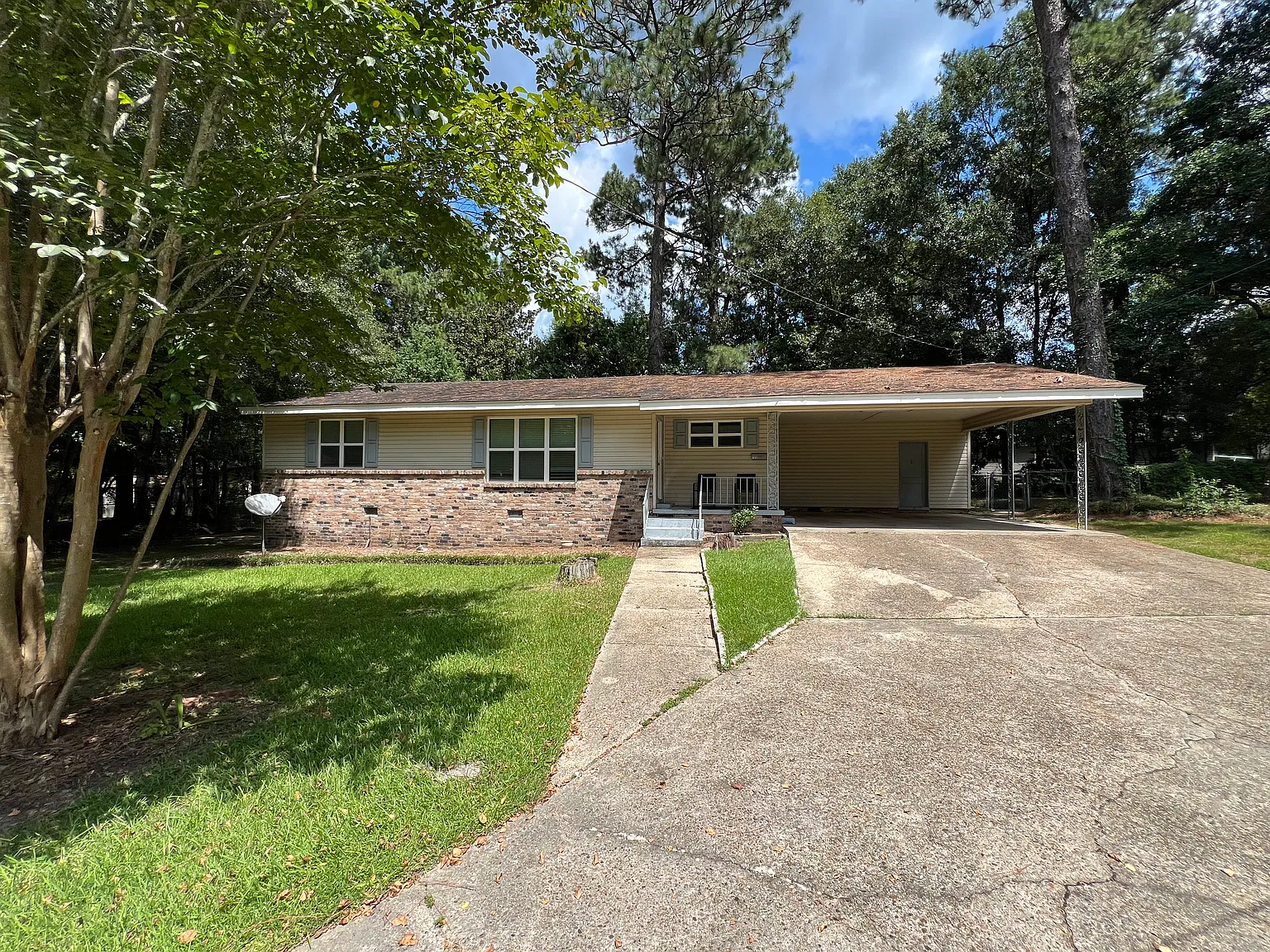 105 Rainbow Cir — Photo 1