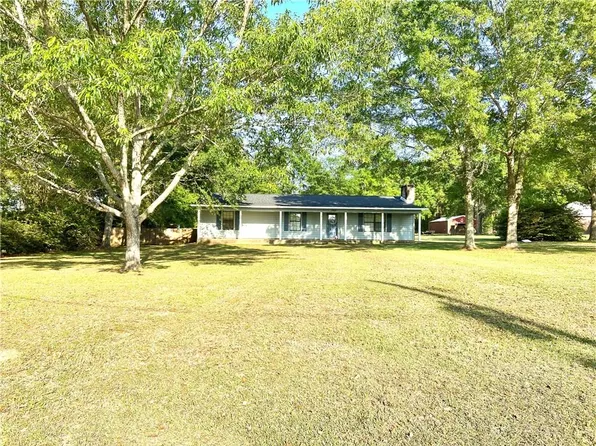10901 Douglas Rd, Grand Bay, AL 36541