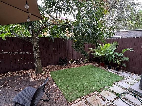 4th image of 3812 SW 52nd Ave #3812