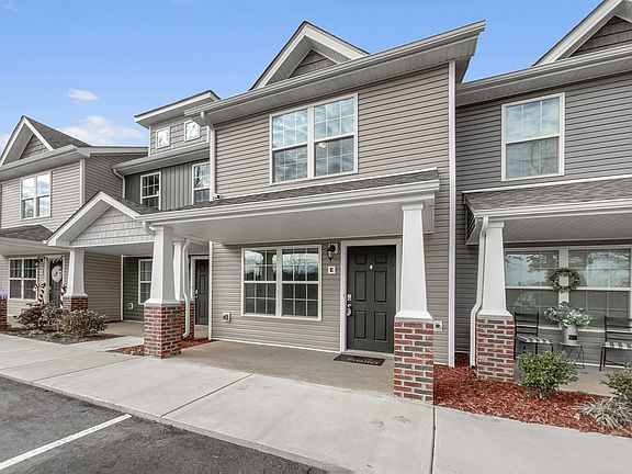 4th image of 955 Big Sky Dr #E
