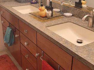 4 Little Creek Ln, Novato, CA 94945
