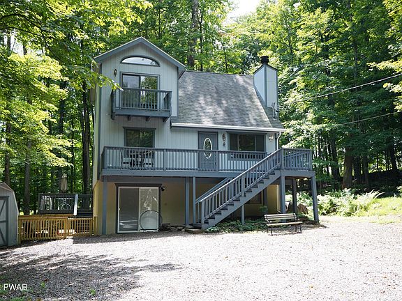 2nd image of 89 Parkwood Dr