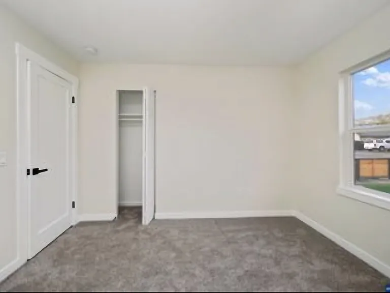 510 S 7th St — Photo 11