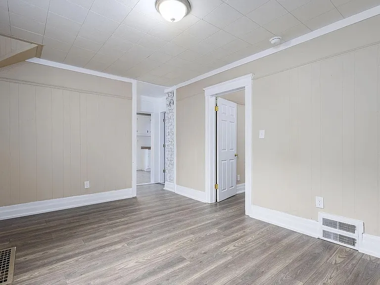 667 Pine St #2 — Photo 9