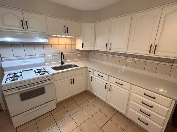 3938 N Keeler Ave, Chicago, IL 60641