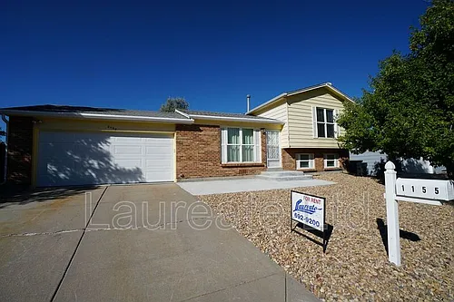 1155 Fern St Photo 1