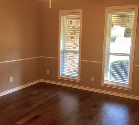 Guest bedroom
