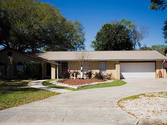 2nd image of 8669 Meadowbrook Dr