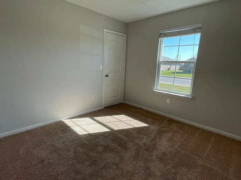 136 Voss — Photo 6