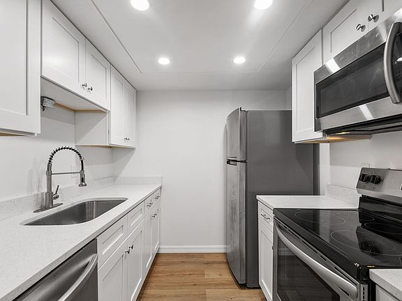 4th image of 2855 51st St S #3