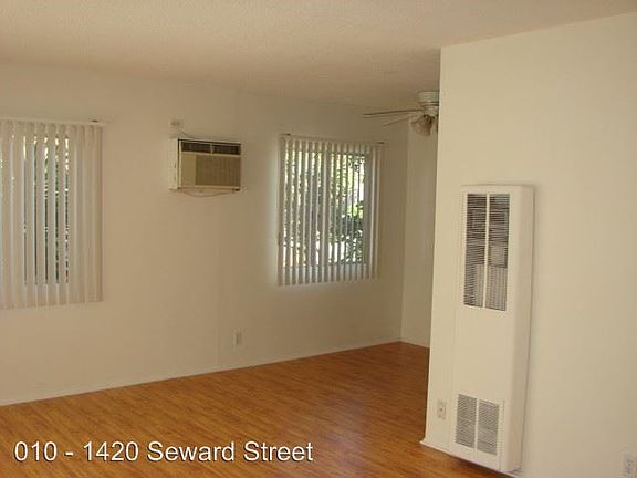 3rd image of 1420 Seward St APT 5