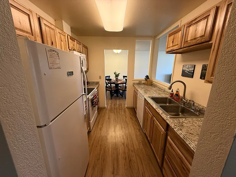 4333 San Ernesto Ave #302 — Photo 4