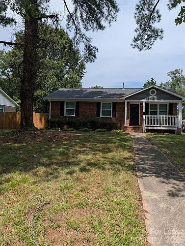2800 Dalecrest Dr Photo 1 2800 Dalecrest Dr Photo 1