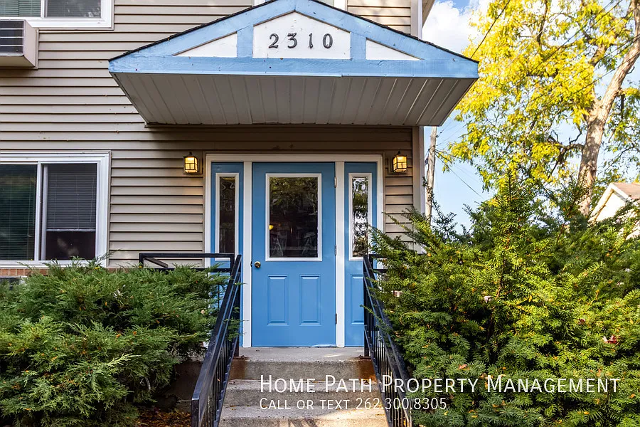 1 bed, 950 sqft, $999 — Photo 2
