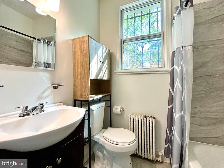 446 Mellon St SE #2 — Photo 4