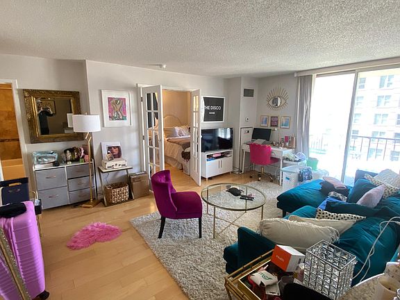2nd image of 1212 N Lasalle St #908