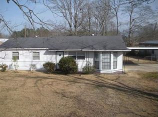 3210 Lone Oak Rd, West Point, MS 39773